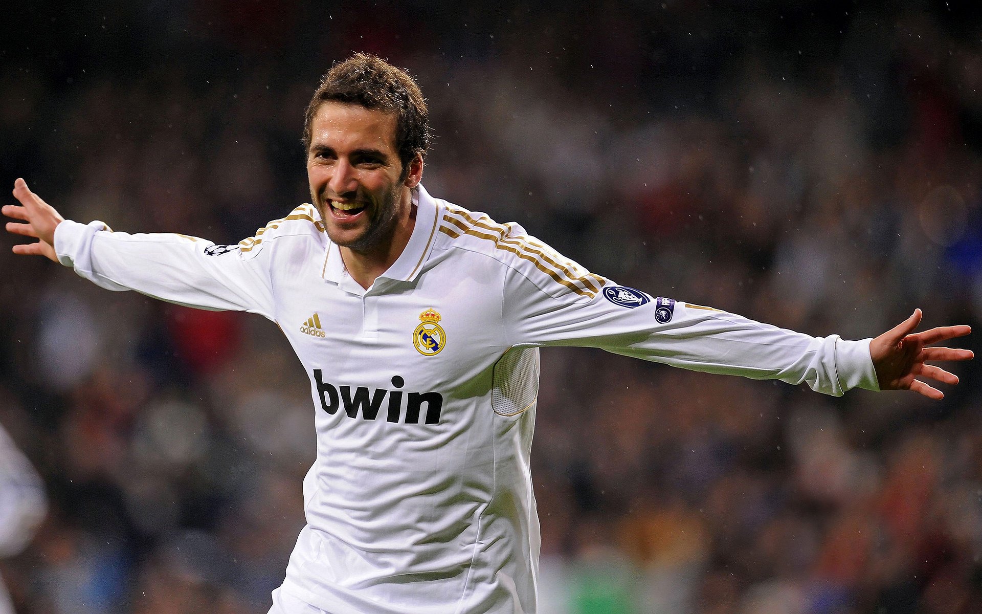 爱游戏体育入口-法甲攻防节奏明快，精彩进球和战术调整成为焦点，法甲推荐