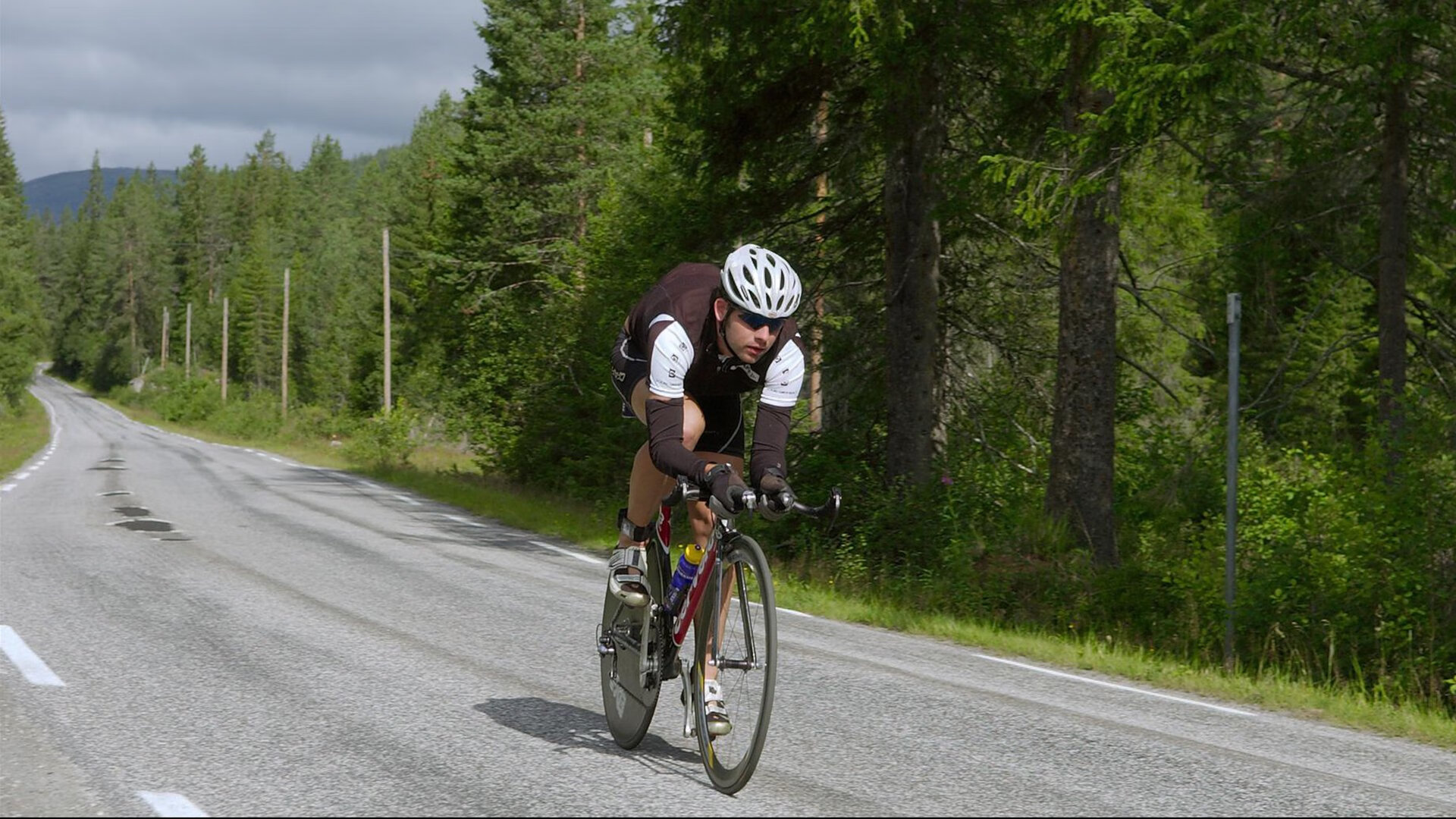 爱游戏中国-赛场上的“花絮”趣闻，一个个笑料百出，比赛花絮怎么写