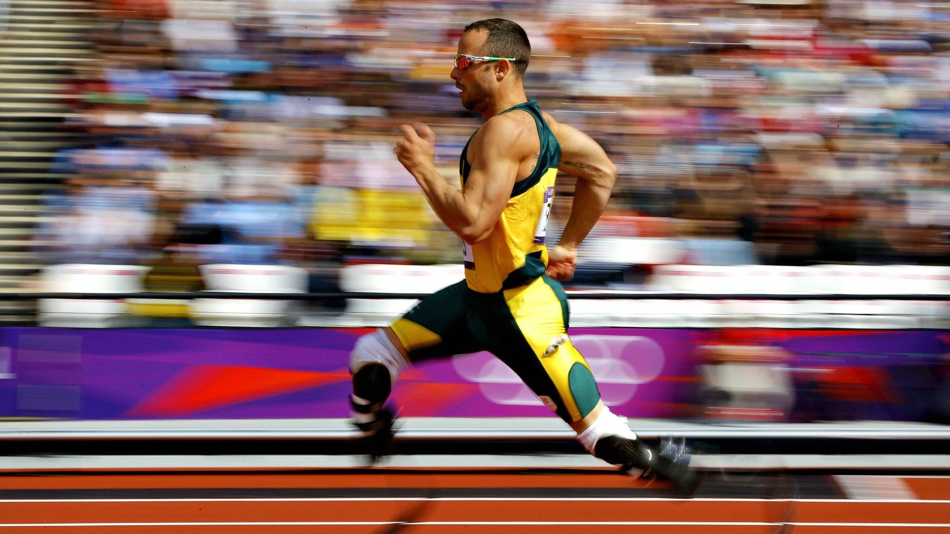 爱游戏中国官方网站平台-足球多语言解说团队服务外籍观众需求，英文足球解说常用词汇